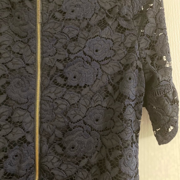 Blue Lace Bodycon Dress - Picture 4 of 4